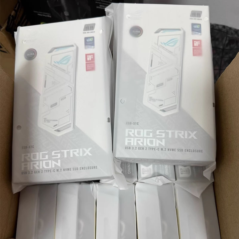 Rog Strix Arion S500 SSD porta - Laptop External Accessories recensione e prezzo